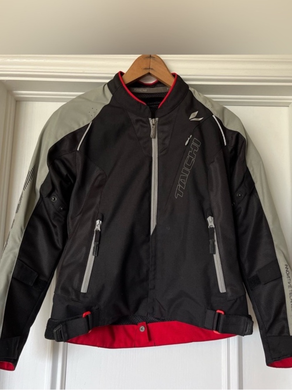 RS Taichi Women’s Split Air Padded Motorcycle Riding Jacket, size S